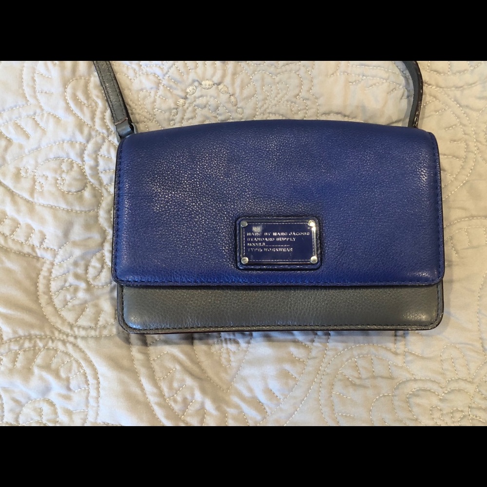 Marc by Marc Jacobs leather cross body bag